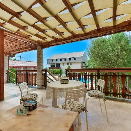 Cosy Holiday In With Swimming Pool * Polaca